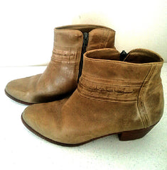 Women's *CIRCLE-S*- Golden Tan Fashion Ankle Boots- Size 8.5D