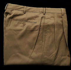 New- David Leadbetter-Khaki Microfiber Pleated Golf Trousers- size 34x30